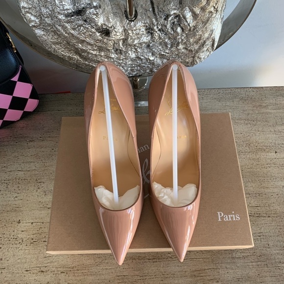 CHRISTIAN LOUBOUTIN So Kate Patent Pointed-Toe Red Sole Pump - Picture 6 of 12